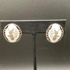 Vintage Siam Sterling Clip-On Earrings Niello Style White Enamel Dancing‎ Figure